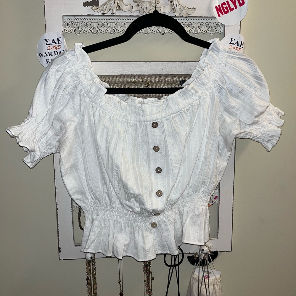 off the shoulder ruffle crop top